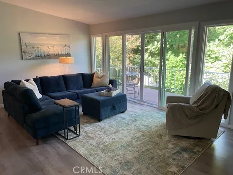 18 Via Castilla Unit O, Laguna Woods, CA MLS: OC24217136