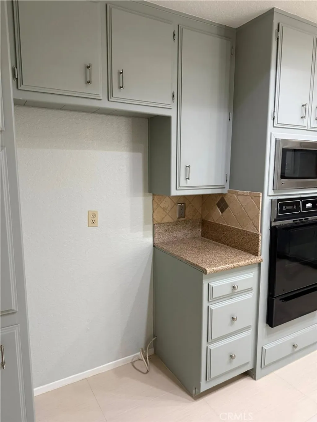 Additional image 6 of 14040 Hopi Road, Apple Valley, CA 92307