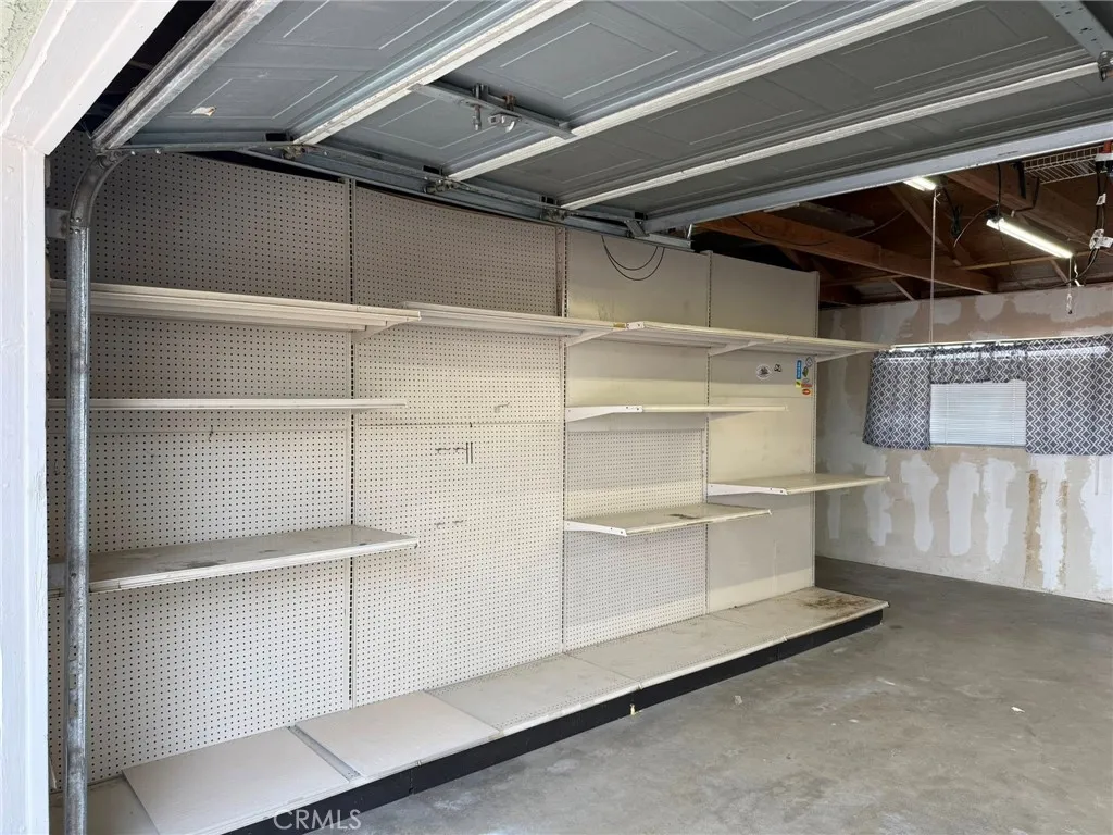 14040 Hopi Road, Apple Valley, CA 92307