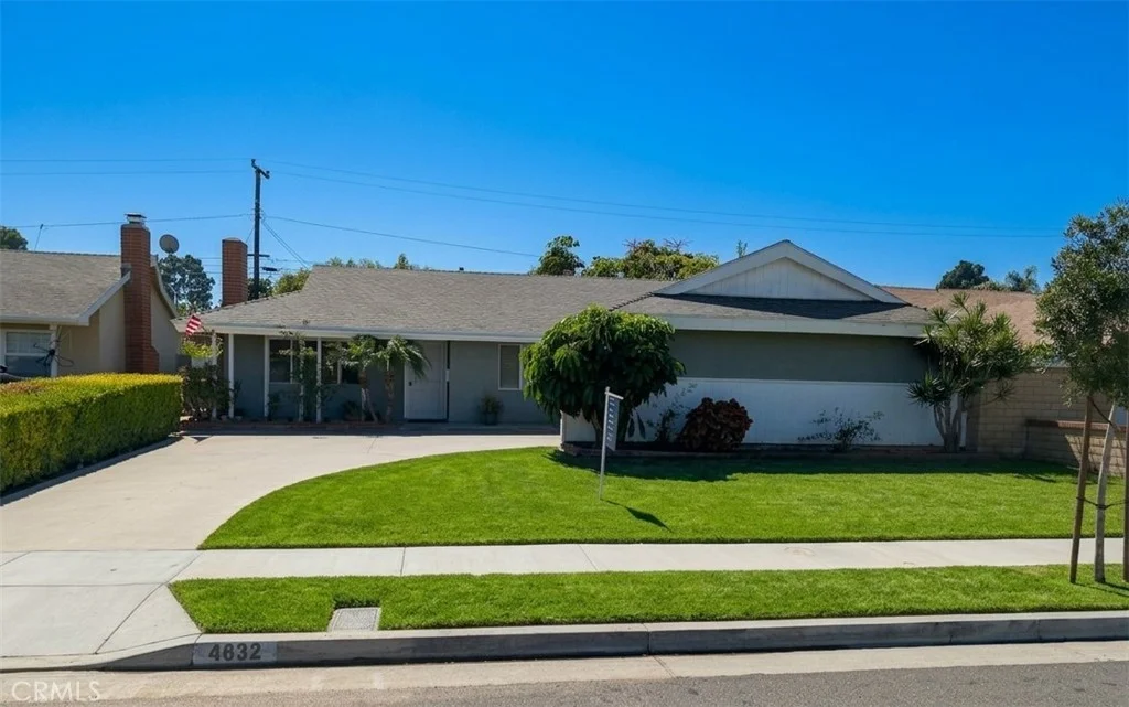 4632 Operetta Dr, Huntington Beach, CA 92649