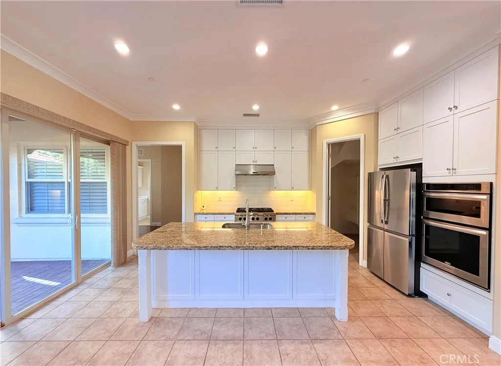 67 Bloomington, Irvine, CA 92620 photo 5