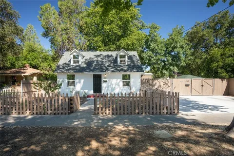 358 E 12th Street, Chico, CA 95928 - MLS#: OR24183885