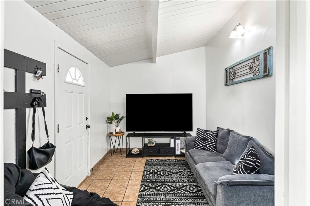 Additional image 10 of 3305 Dwight Street, Bakersfield, CA 93306