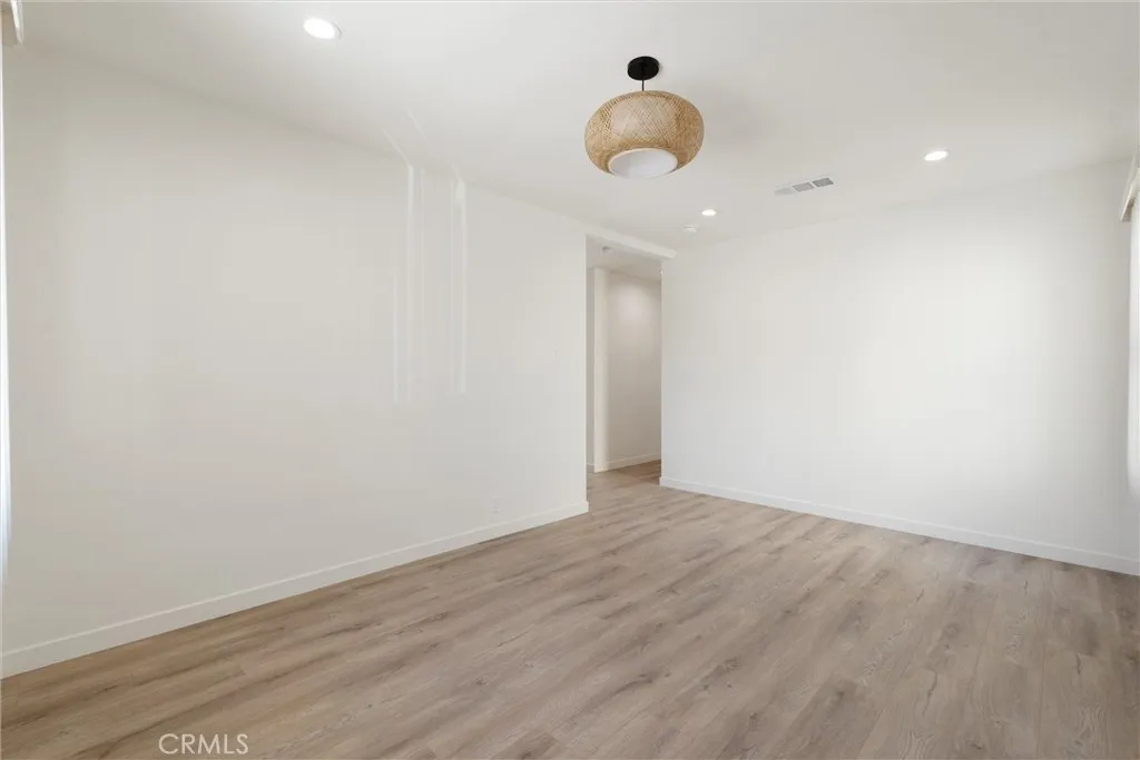 Additional image 15 of 13739 Wyandotte St, Van Nuys, CA 91405