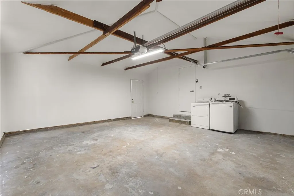 Additional image 61 of 13739 Wyandotte St, Van Nuys, CA 91405