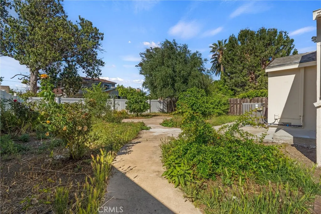 Additional image 32 of 13739 Wyandotte St, Van Nuys, CA 91405