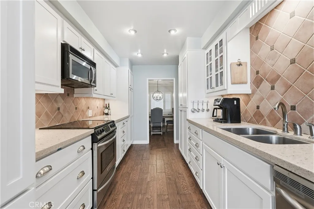 Additional image 85 of 232 Junipero Ave Unit B1, Long Beach, CA 90803