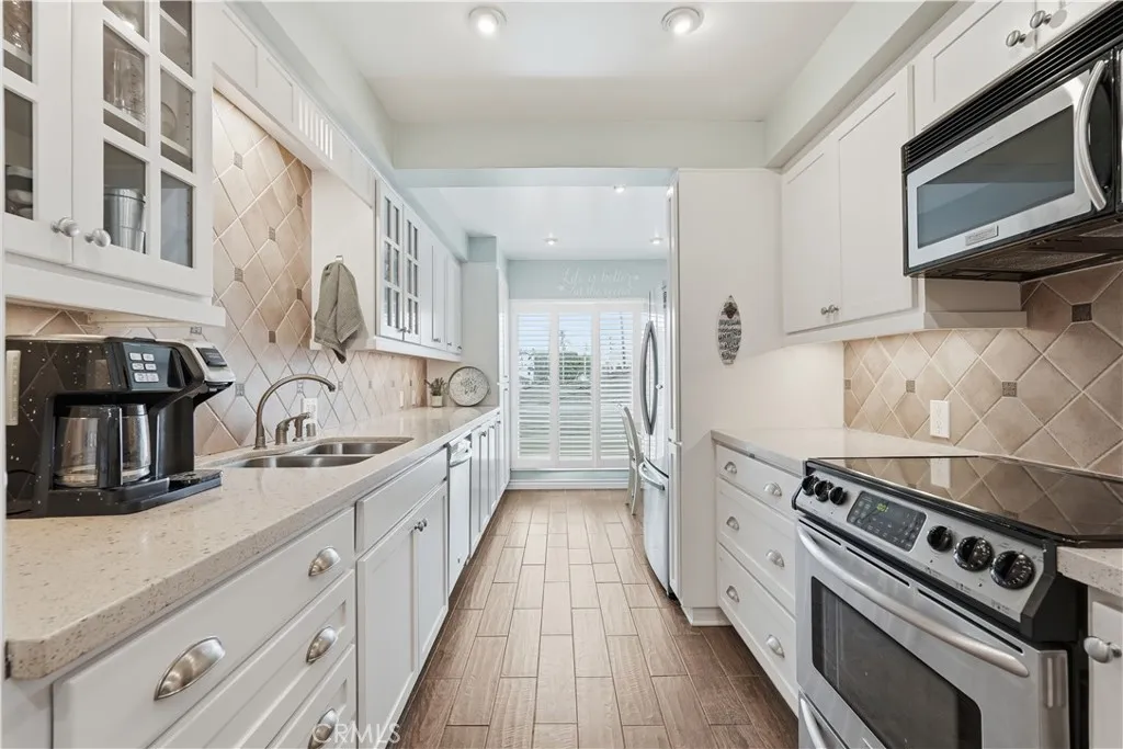 Additional image 81 of 232 Junipero Ave Unit B1, Long Beach, CA 90803