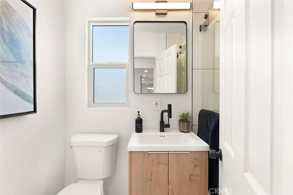 Additional image 67 of 5981 Pickford Street, Los Angeles, CA 90035