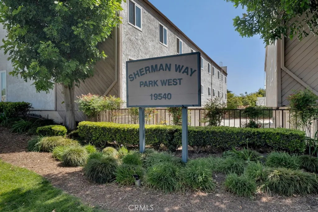 19540 Sherman Way Unit 604, Reseda, CA 91335