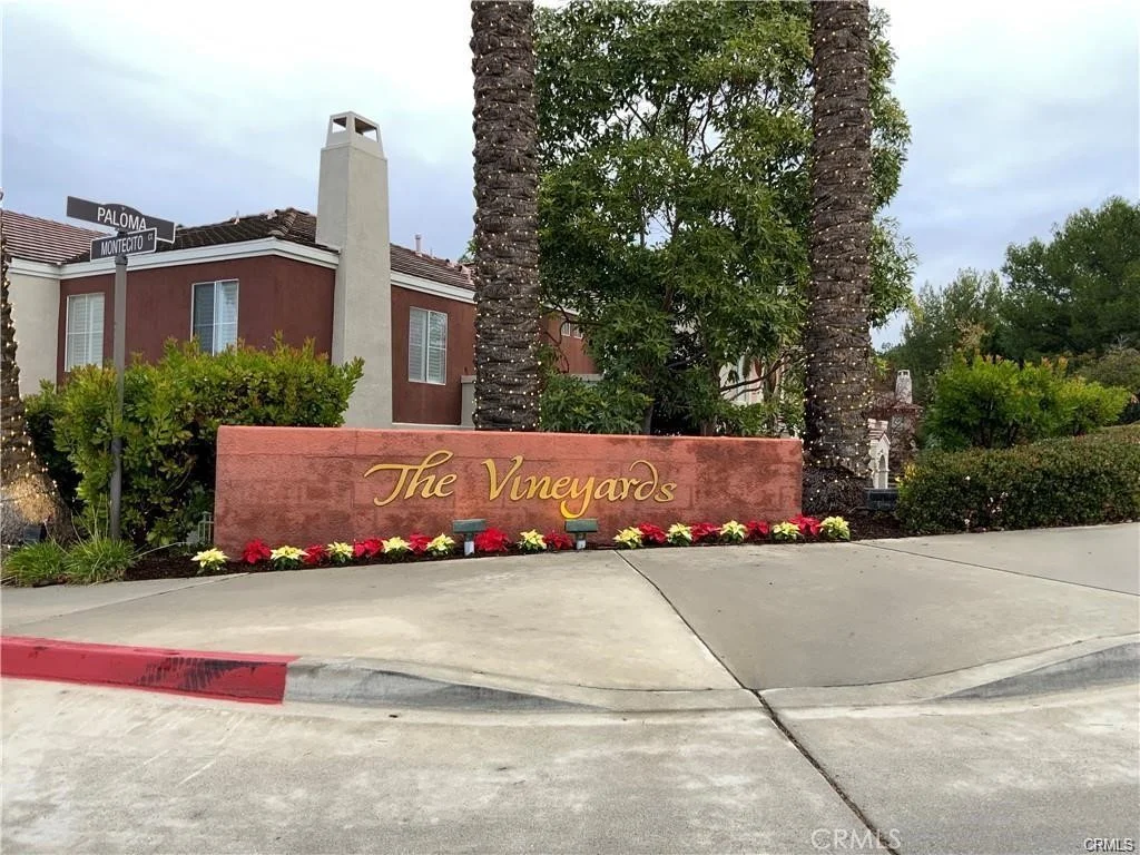 8 Santa Barbara Court, Lake Forest, CA 92610