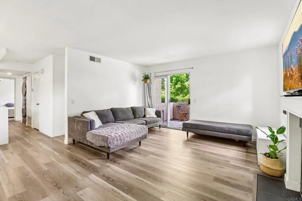 Additional image 42 of 5070 Via Manos Unit B, Oceanside, CA 92057
