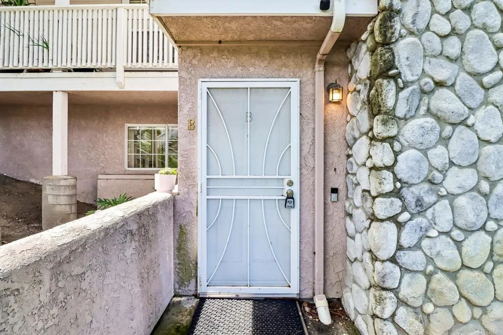 5070 Via Manos Unit B, Oceanside, CA 92057