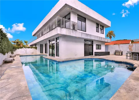 205 Esplanade, San Clemente, CA MLS: OC25036763