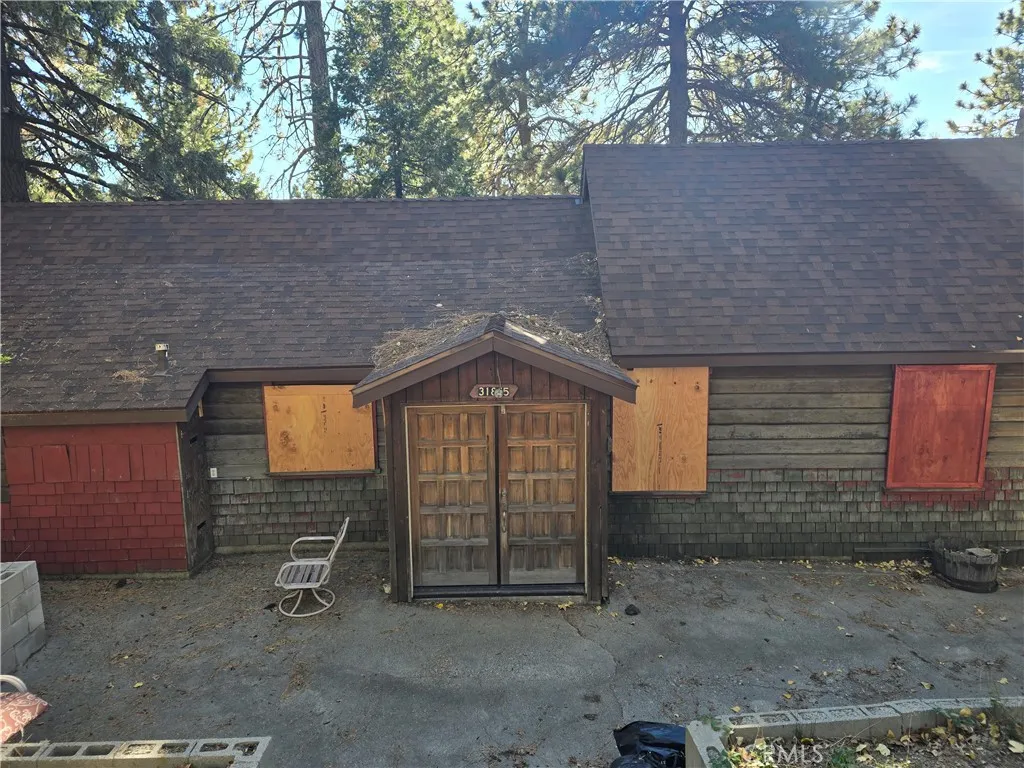 Additional image 2 of 31845 Hilltop Dr, Running Springs, CA 92382