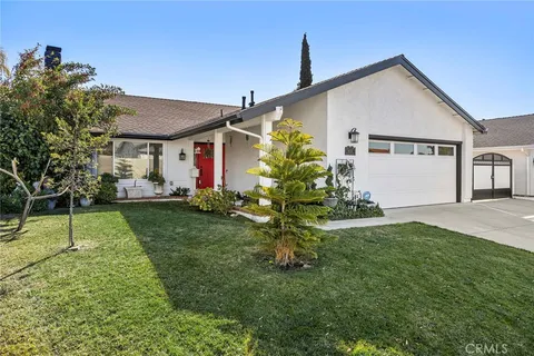 6036 Oak Meadow Drive, Yorba Linda, CA 92886 - MLS#: OC25015014