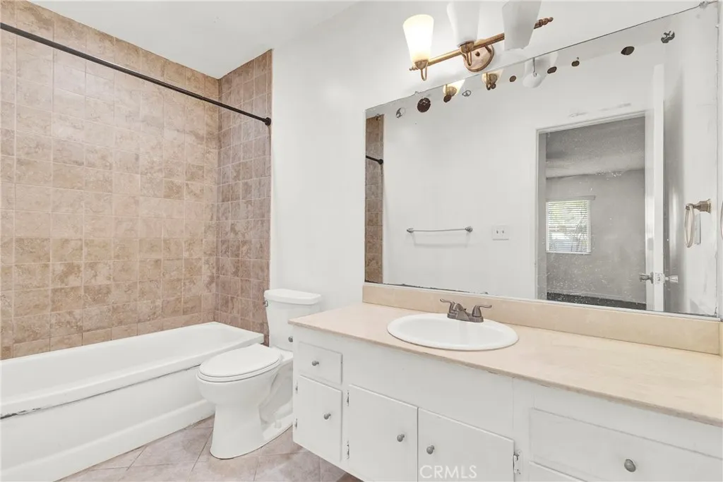 Additional image 41 of 634 W Main St Unit D, Tustin, CA 92780