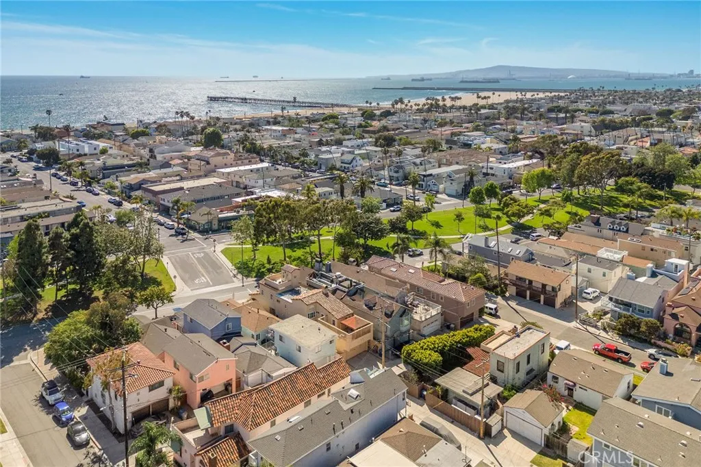 1407 Electric Ave, Seal Beach, CA 90740