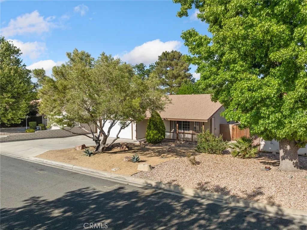 Additional image 46 of 13035 Norfolk Ln, Victorville, CA 92395