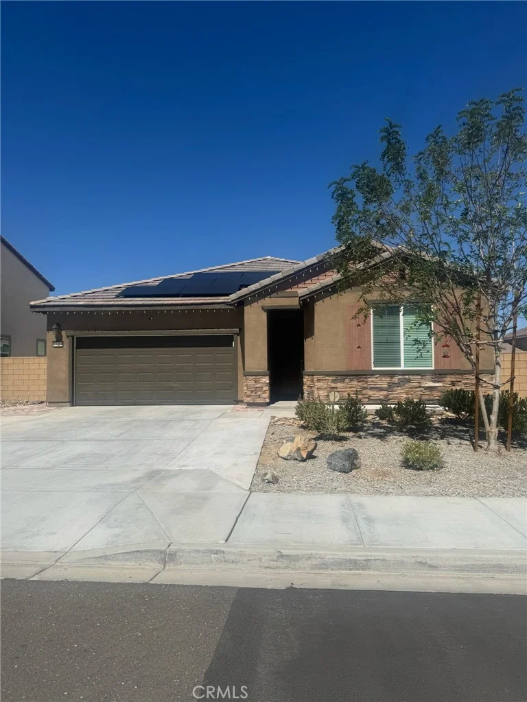 12454 Pinos Verde Ln, Victorville, CA 92392