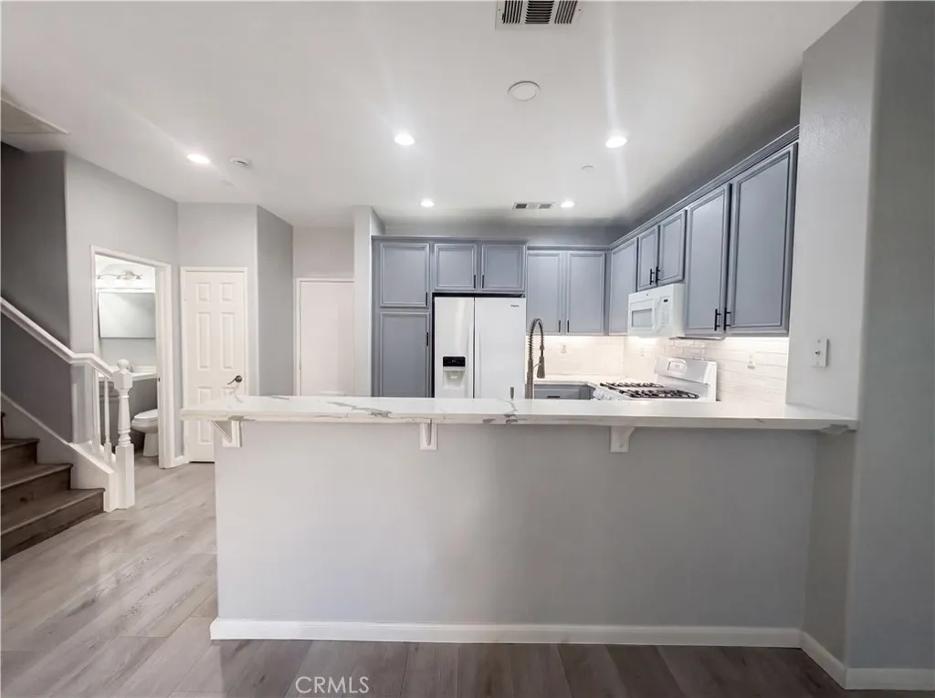 Additional image 6 of 1800 E Lakeshore Drive Unit 1006, Lake Elsinore, CA 92530