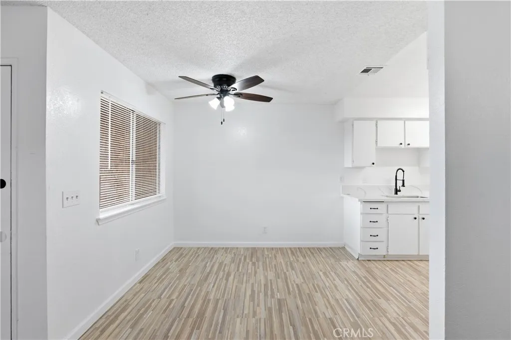 Additional image 57 of 21739 Panoche Road, Apple Valley, CA 92308