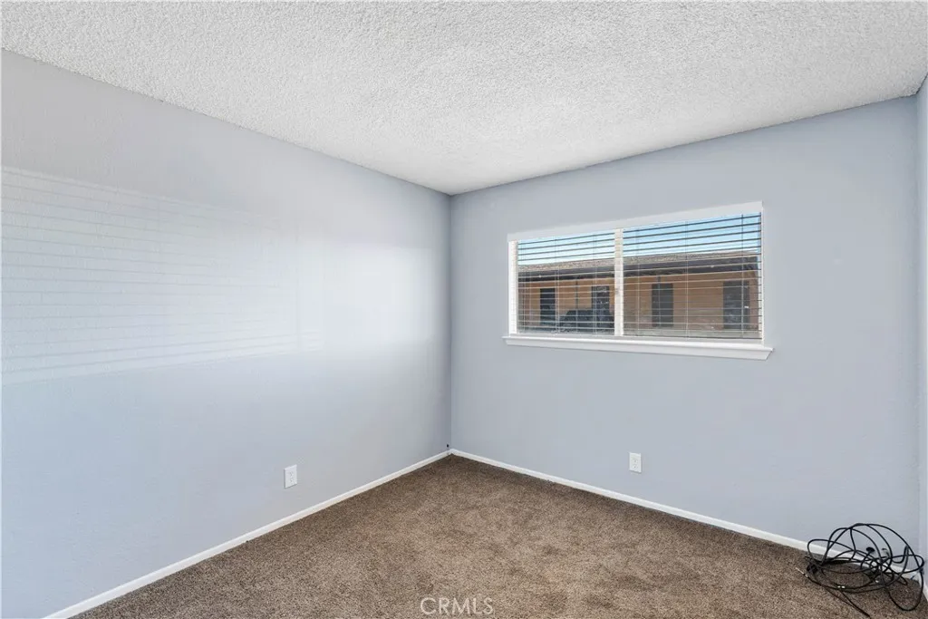 Additional image 80 of 21739 Panoche Road, Apple Valley, CA 92308