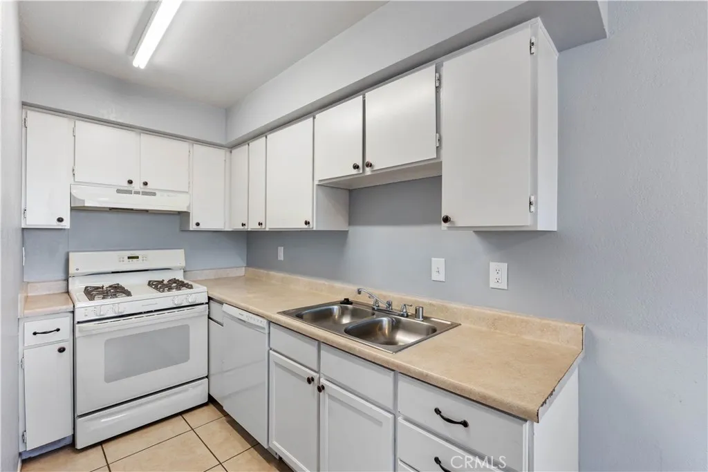 Additional image 78 of 21739 Panoche Road, Apple Valley, CA 92308