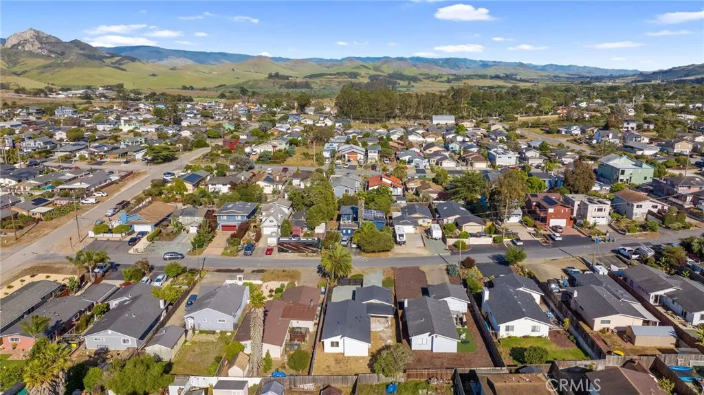 1739 12th St, Los Osos, CA 93402