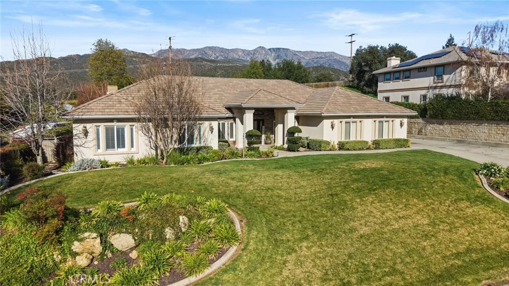 37420 Wildwood View Dr, Yucaipa, CA 92399