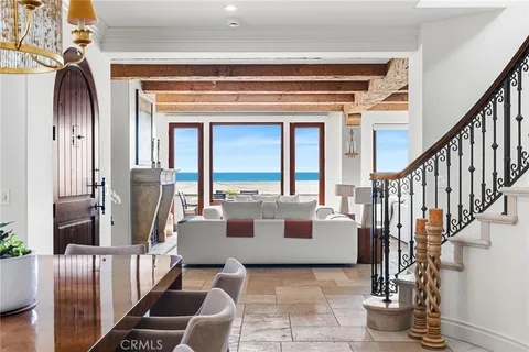 2156 E Oceanfront, Newport Beach, CA 92661 - MLS#: OC25041302
