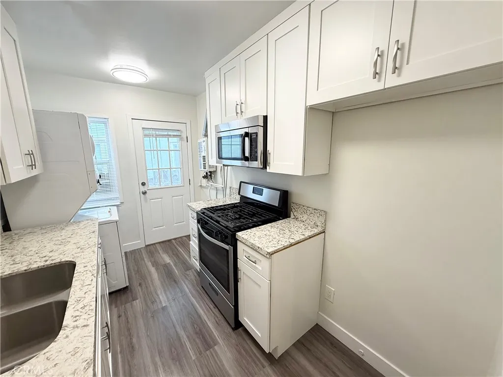 Additional image 6 of 641 W Glenoaks Boulevard Unit A, Glendale, CA 91202