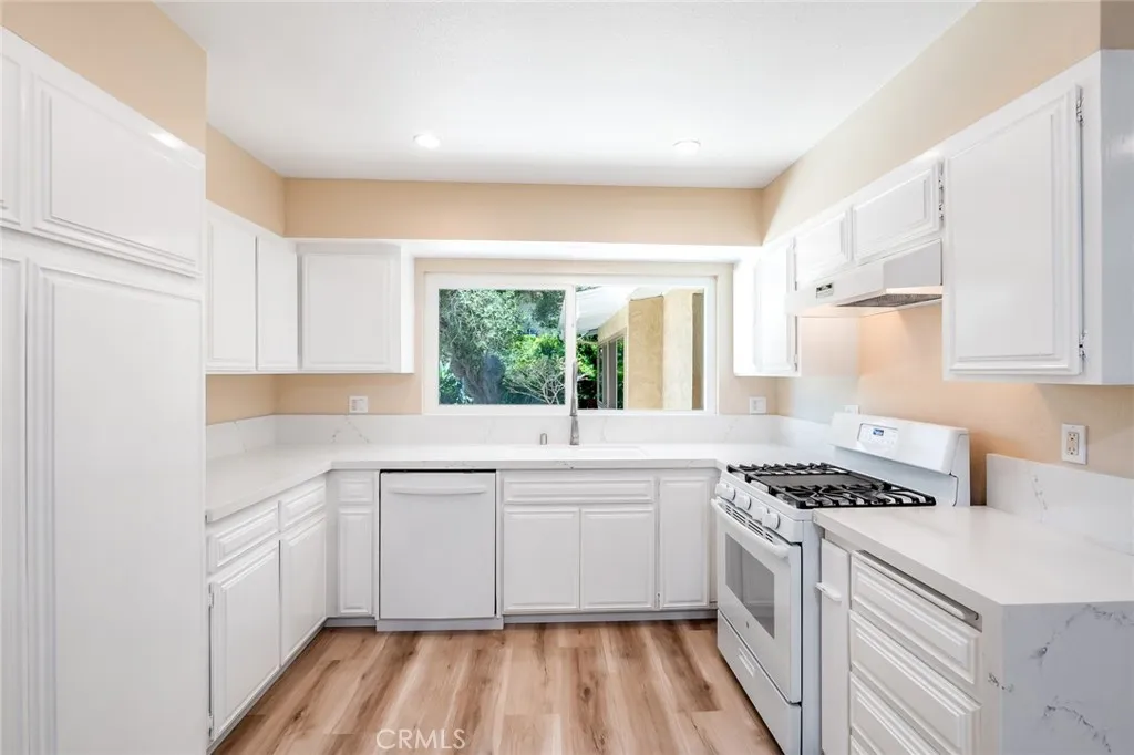 Additional image 48 of 804 Avenida Presidio, San Clemente, CA 92672