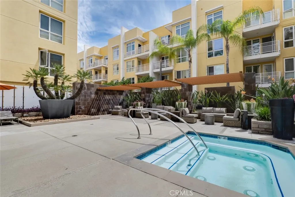 Additional image 80 of 21301 Erwin Street Unit 228, Woodland Hills, CA 91367
