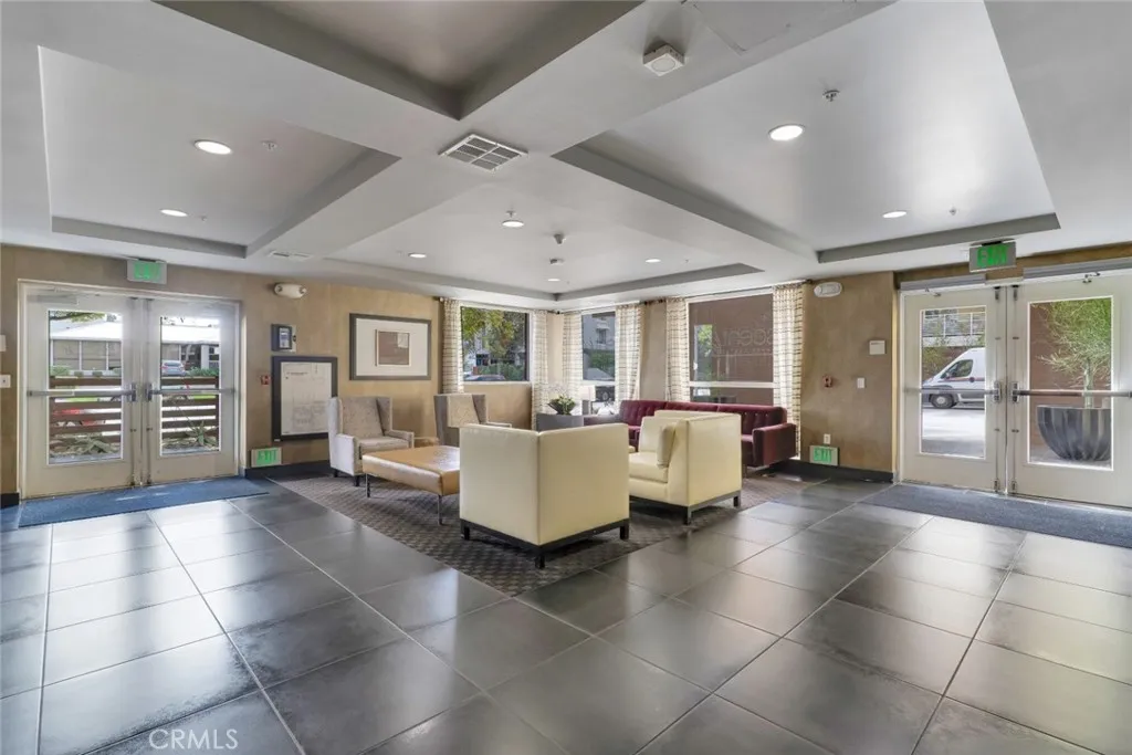 Additional image 90 of 21301 Erwin Street Unit 228, Woodland Hills, CA 91367