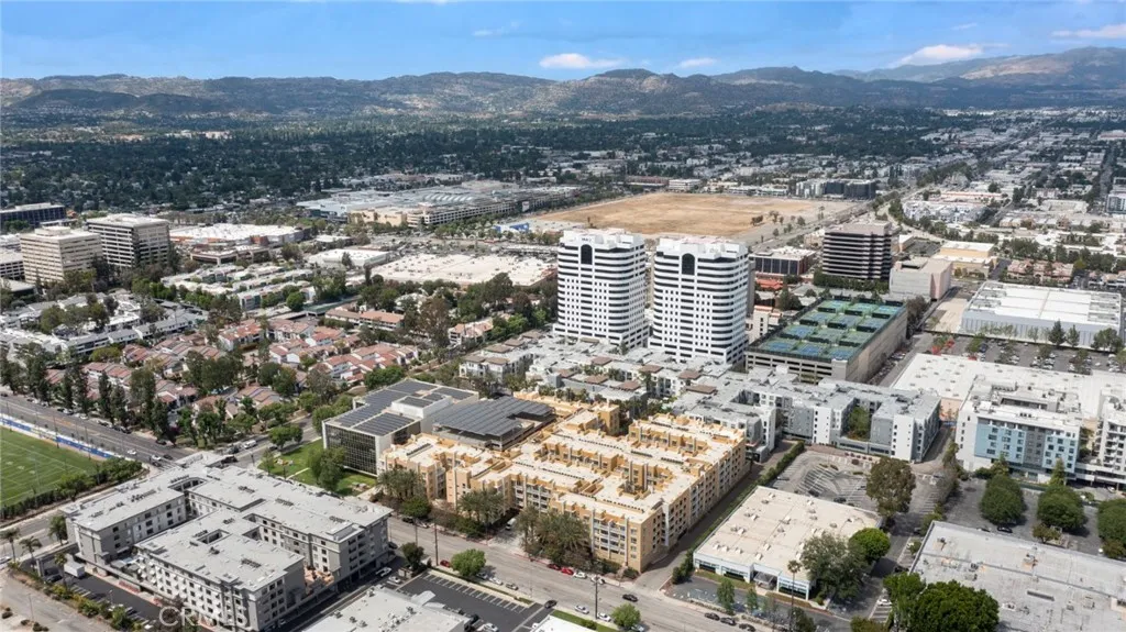 Additional image 48 of 21301 Erwin Street Unit 228, Woodland Hills, CA 91367