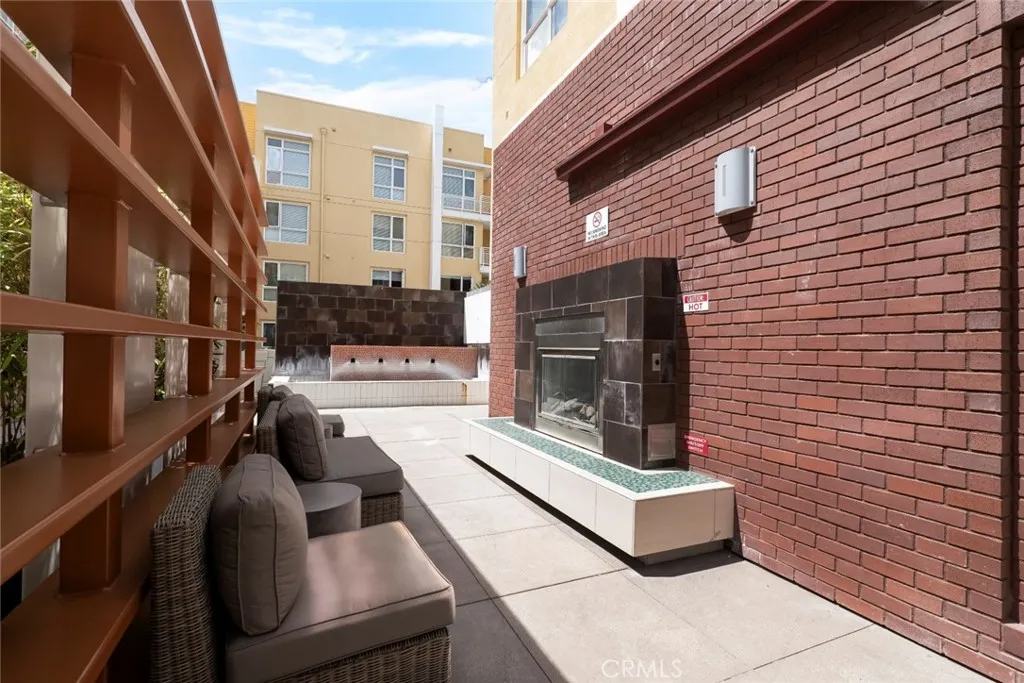 Additional image 83 of 21301 Erwin Street Unit 228, Woodland Hills, CA 91367