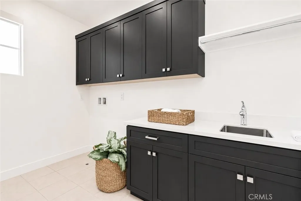 Additional image 80 of 168 Scale, Irvine, CA 92618