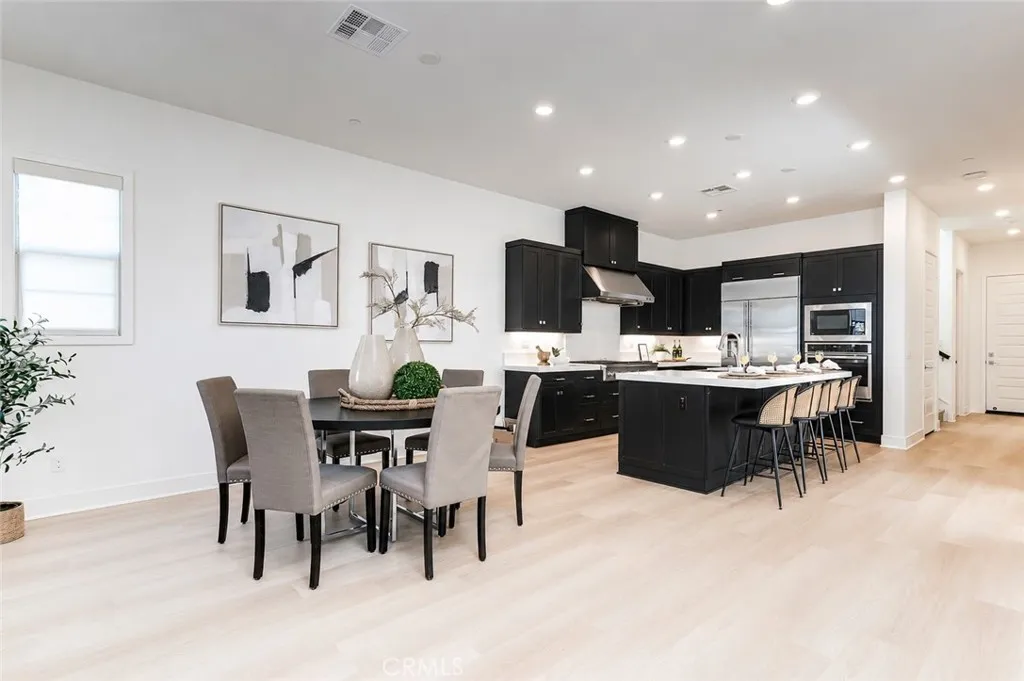 Additional image 52 of 168 Scale, Irvine, CA 92618