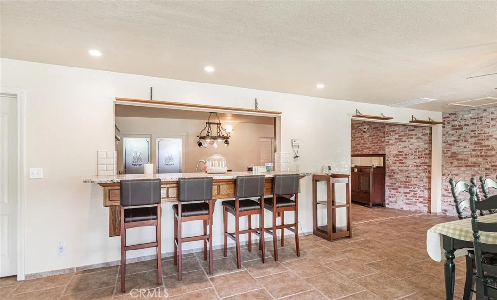 Additional image 32 of 5767 E Park Circle Dr, Fresno, CA 93727