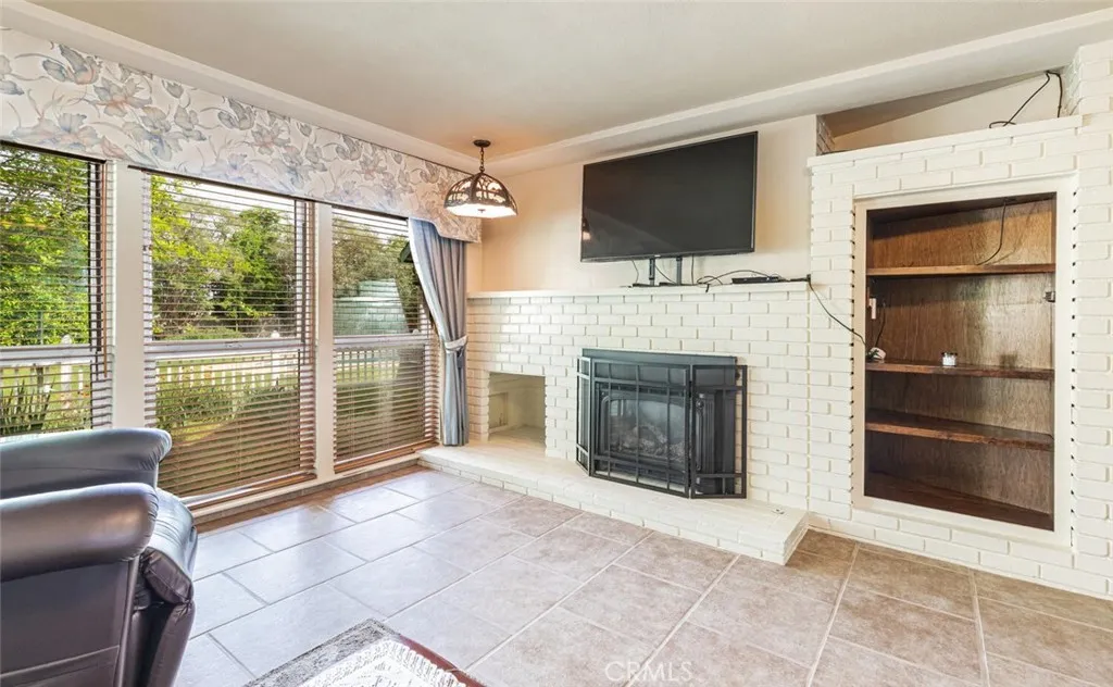 Additional image 64 of 5767 E Park Circle Dr, Fresno, CA 93727