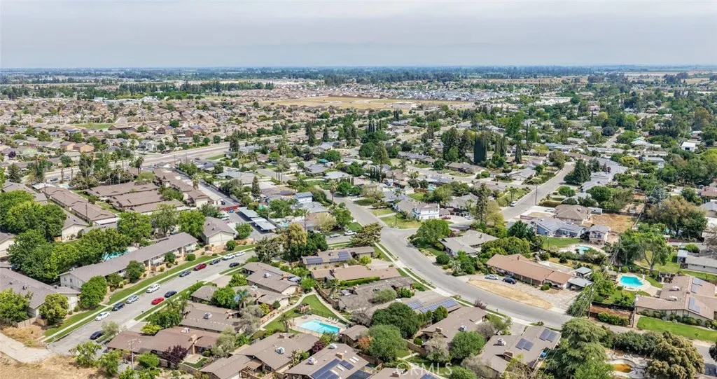 Additional image 110 of 5767 E Park Circle Dr, Fresno, CA 93727