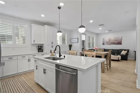 964 N Divino Privado Unit 52, Ontario, CA 91764 - MLS#: IG25051735