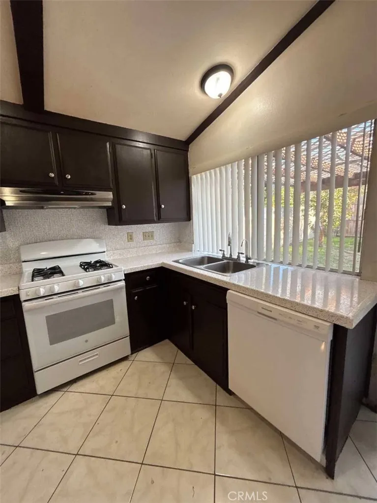 Additional image 20 of 994 E Gladwick St, Carson, CA 90746