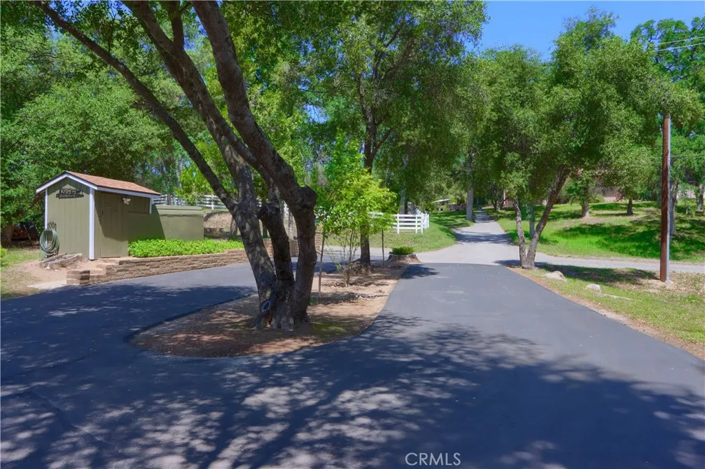 Additional image 103 of 48910 Quail Drive, Oakhurst, CA 93644
