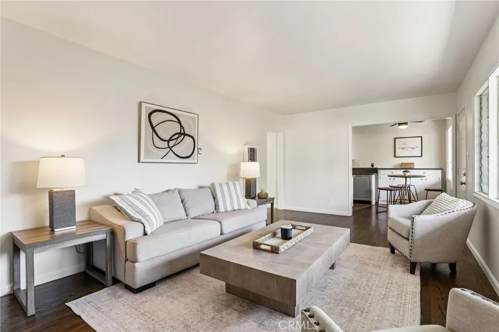 Additional image 21 of 379 Wisconsin Ave Unit 3, Long Beach, CA 90814