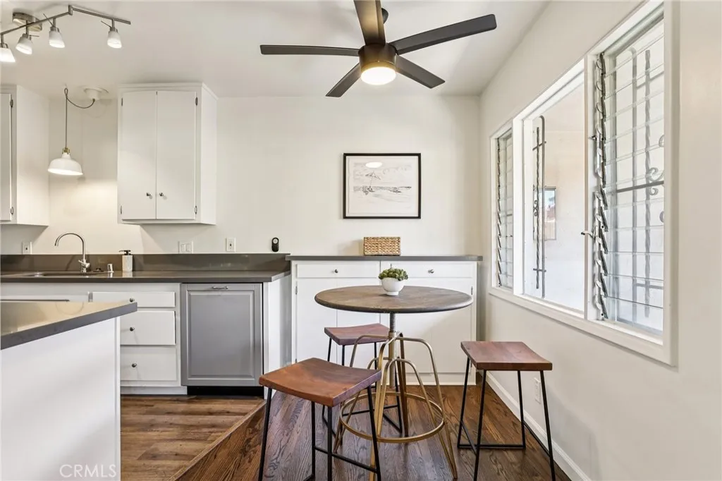 Additional image 5 of 379 Wisconsin Ave Unit 3, Long Beach, CA 90814