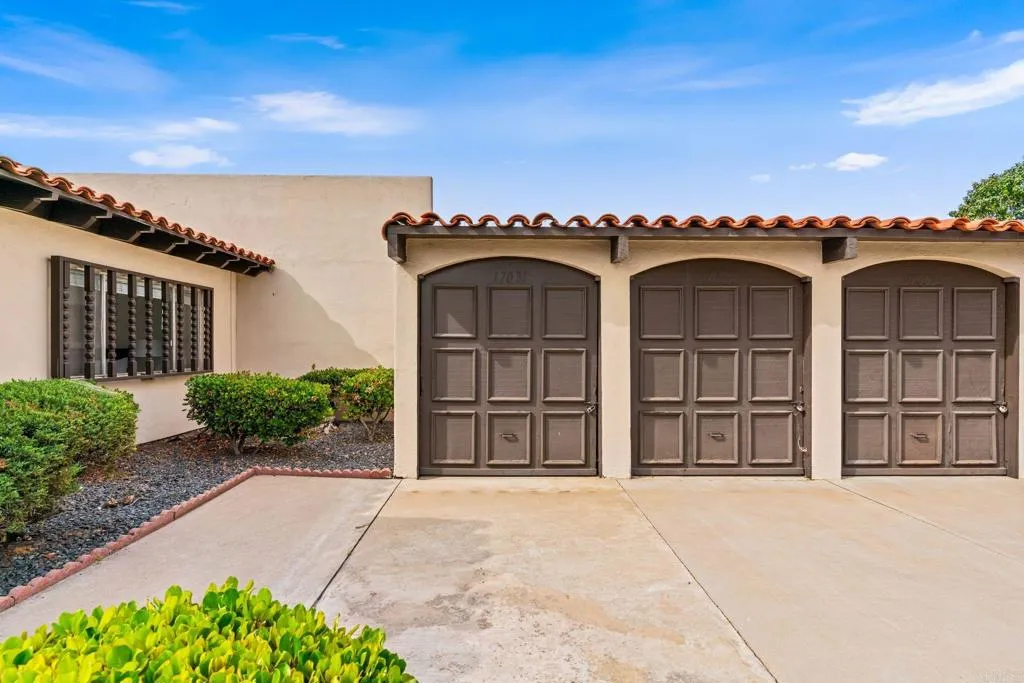 17031 Bernardo Center Drive, San Diego, CA 92128