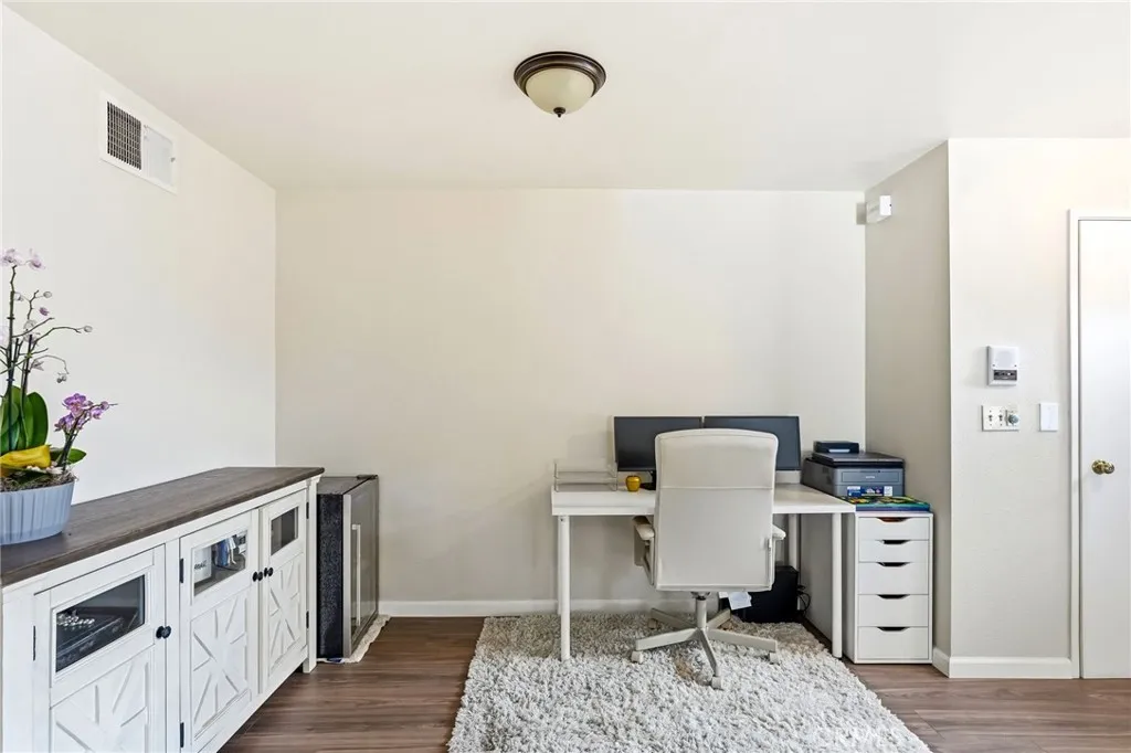 Additional image 36 of 7255 Balboa Blvd Unit 20, Lake Balboa, CA 91406
