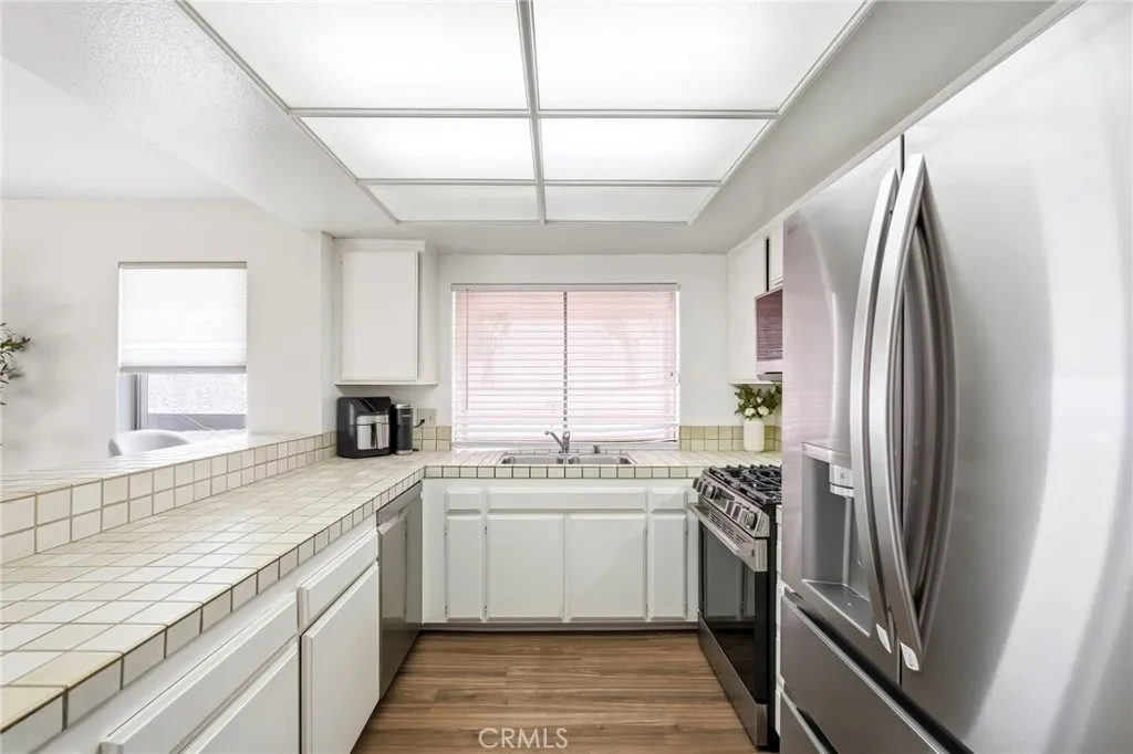 Additional image 34 of 7255 Balboa Blvd Unit 20, Lake Balboa, CA 91406